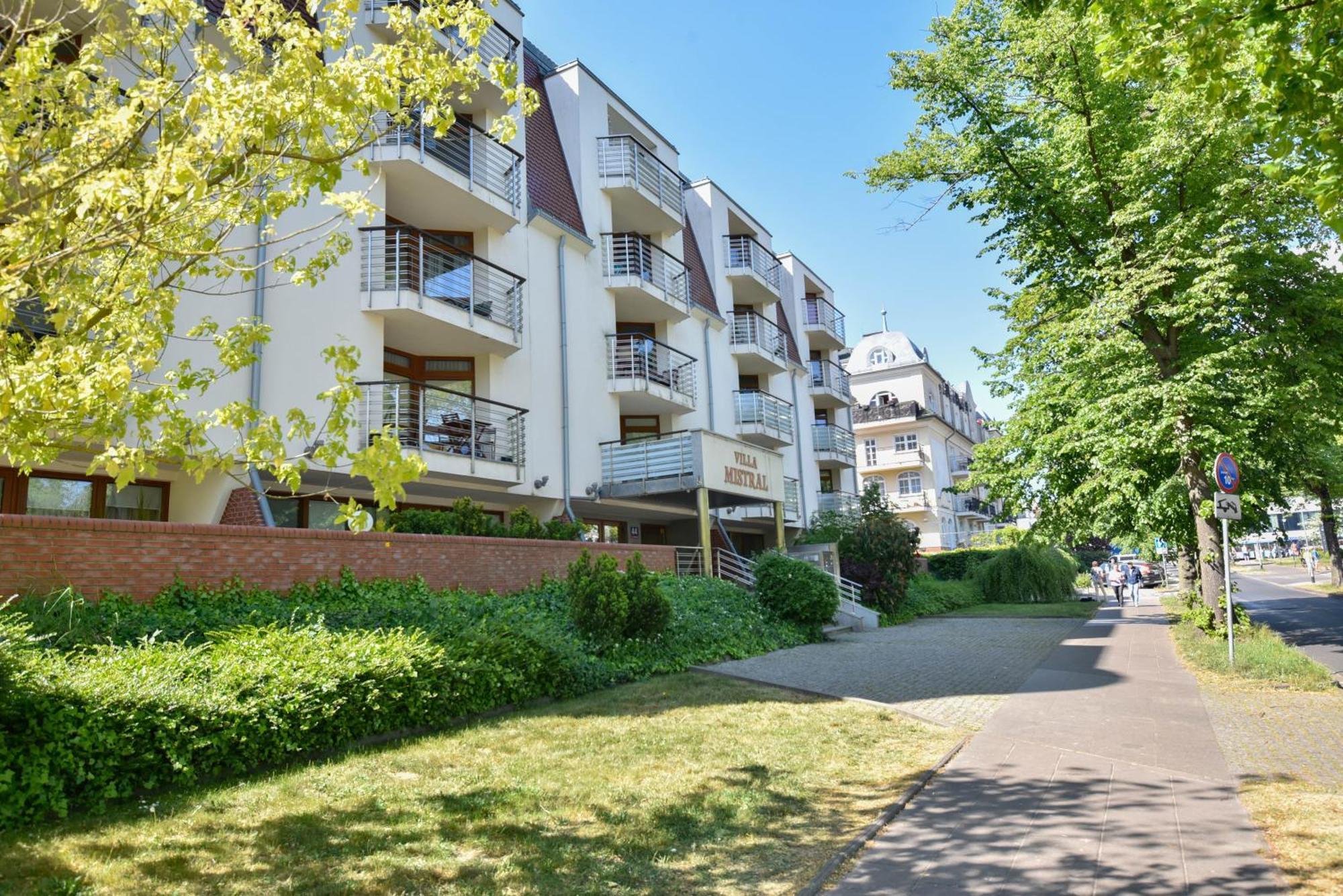 Apartamenty Mistral Z Parkingiem - Promenada & Morze - Apartamenty Na Wyspie Swinoujscie Dış mekan fotoğraf